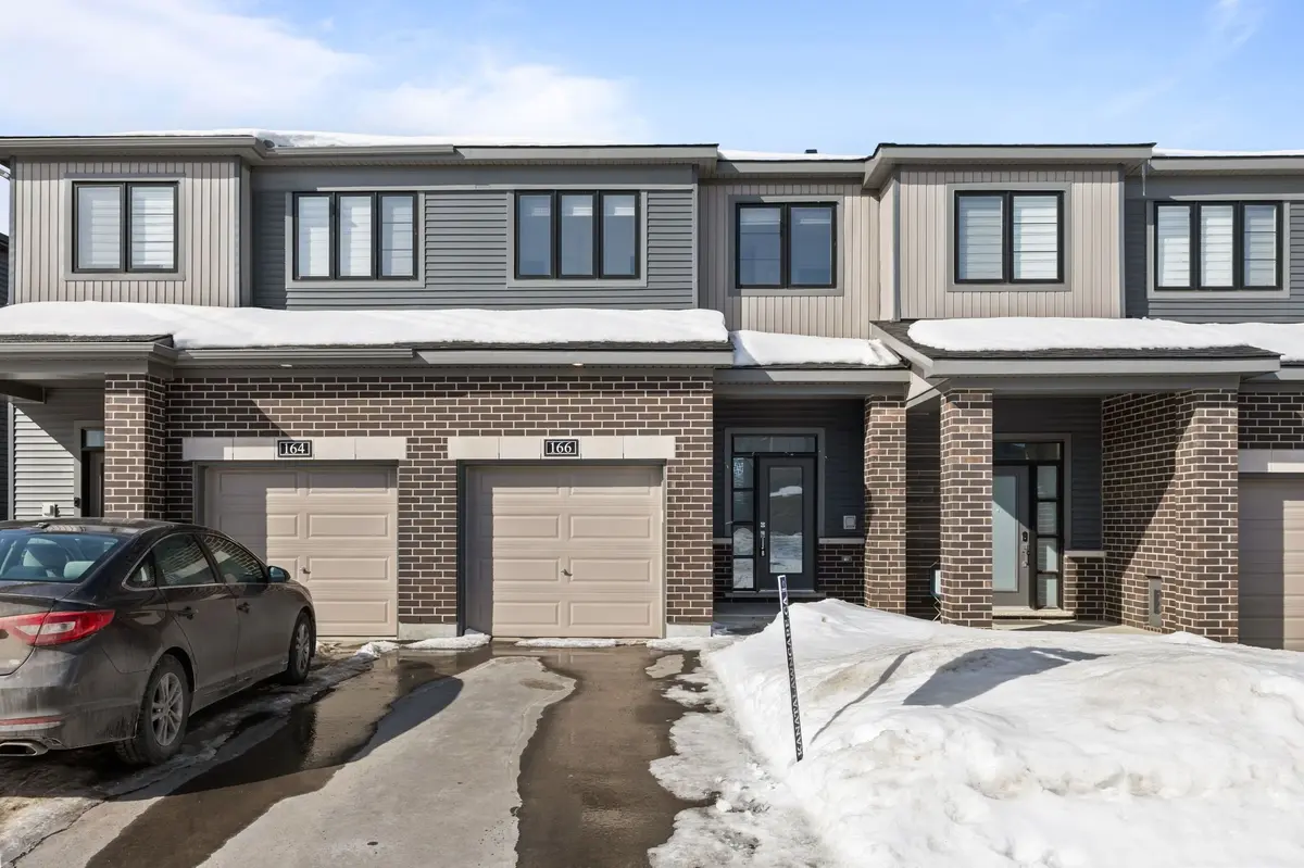 166 Invention BLVD, Kanata, ON K2W 0L6