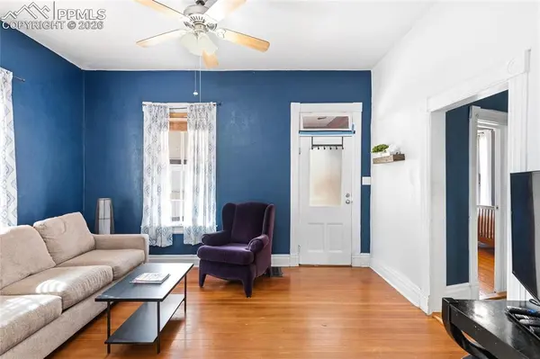 3314 W Colorado AVE, Colorado Springs, CO 80904