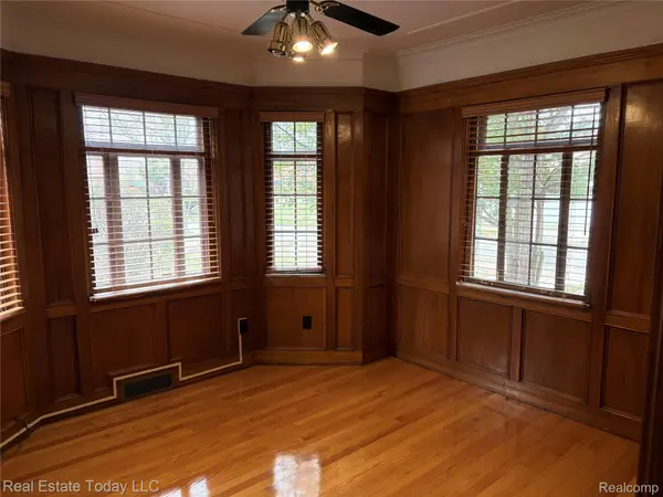 3529 Sherbourne RD, Detroit, MI 48221