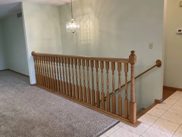 6537 Laurelwood Drive, Rockford, IL 61108