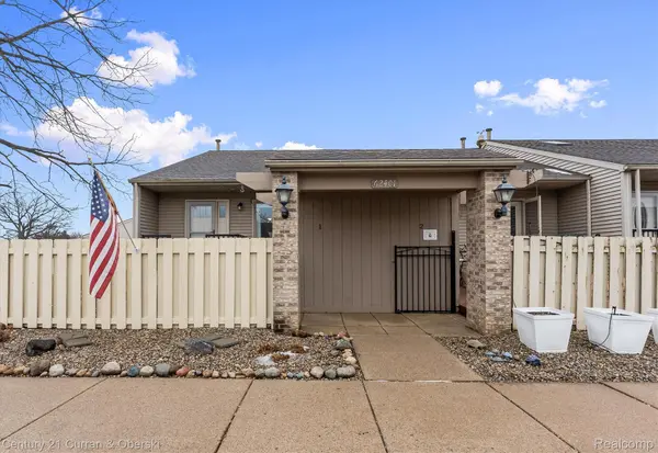 62401 Raleigh Court #1,  South Lyon,  MI 48178