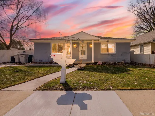 115 W Elza AVE, Hazel Park, MI 48030