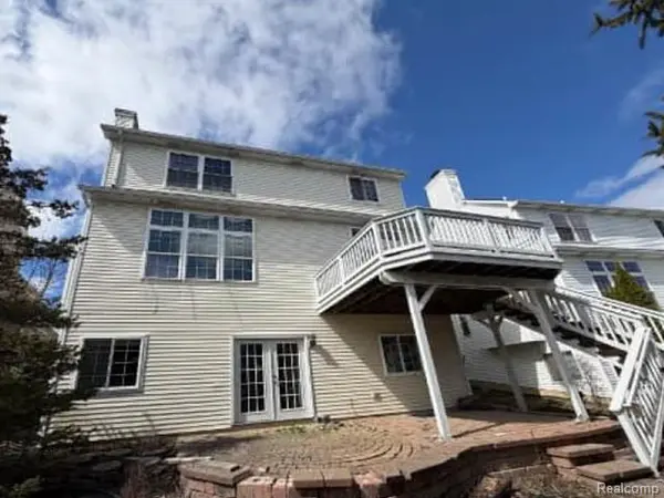 1219 PORTSMOUTH DR, Marion Township, MI 48843