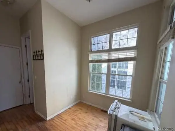 1219 PORTSMOUTH DR, Marion Township, MI 48843