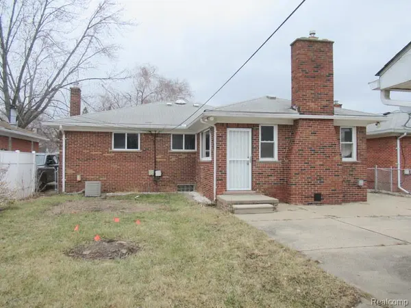 17716 Veronica AVE, Eastpointe, MI 48021