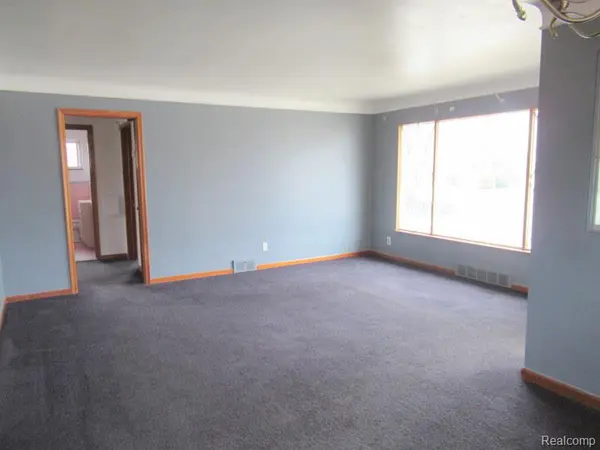 17716 Veronica AVE, Eastpointe, MI 48021