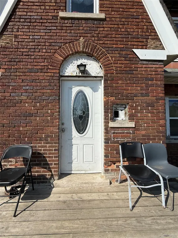 15709 Turner ST, Detroit, MI 48238