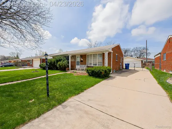 26177 Cunningham DR, Warren, MI 48091