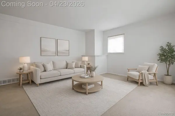 26177 Cunningham DR, Warren, MI 48091