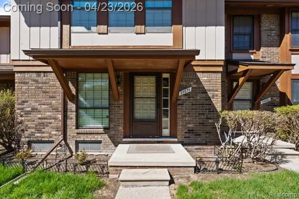 24874 Chalk Farm RD W #62, Warren, MI 48091