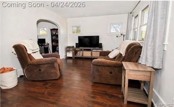 2140 E Bristol RD, Burton, MI 48529