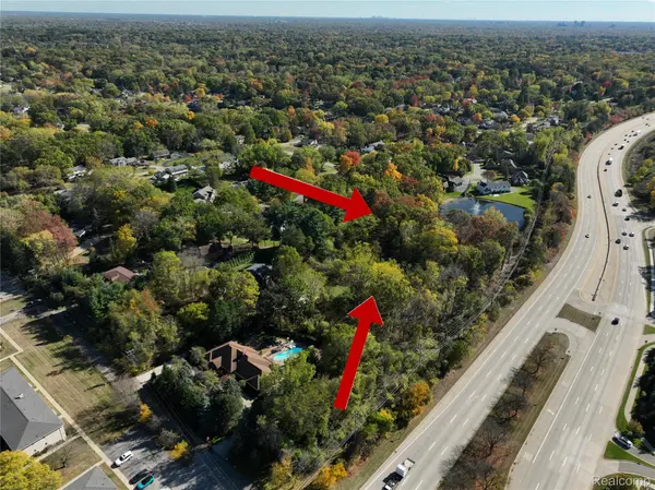 4255 Telegraph RD, Bloomfield Hills, MI 48302