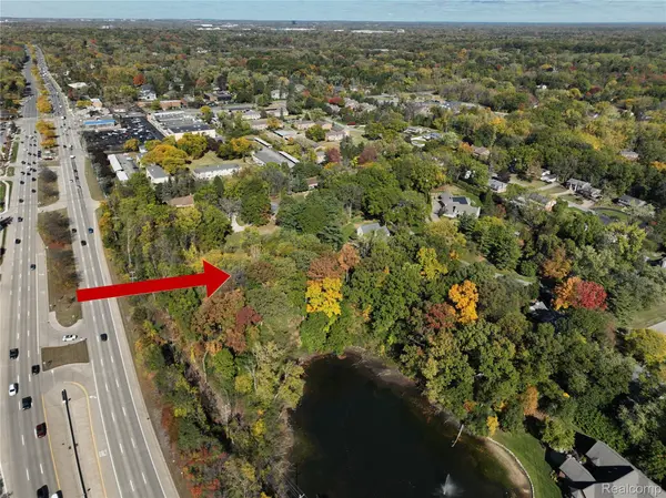 4255 Telegraph RD, Bloomfield Hills, MI 48302