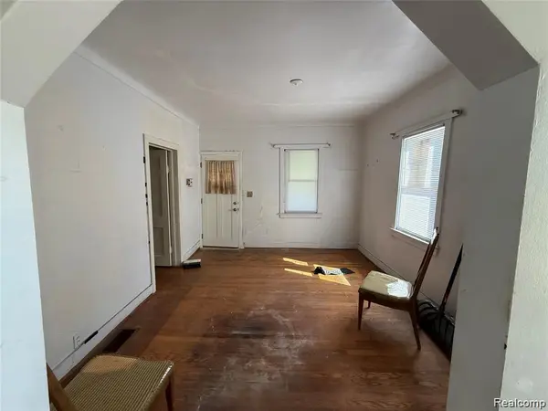 4715 Lumley ST, Detroit, MI 48210