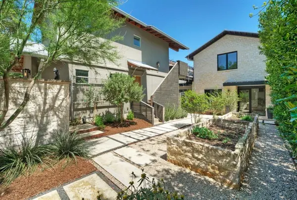 2309 S 4th Street, Austin, TX 78704
