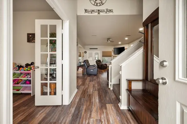 308 Faith Court, Burleson, TX 76028