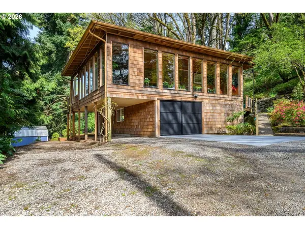 1511 JQ ADAMS ST, Oregon City, OR 97045