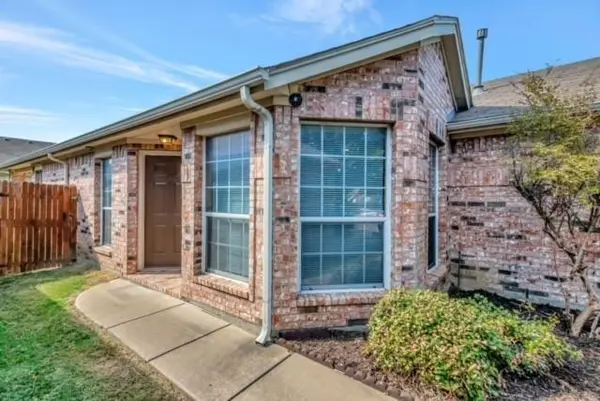 6461 Regina Drive, Fort Worth, TX 76131