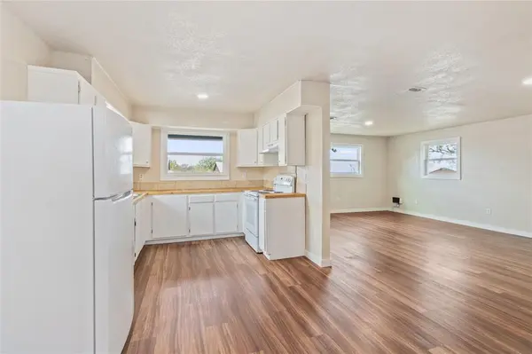 212 E 2nd Street, Coleman, TX 76834