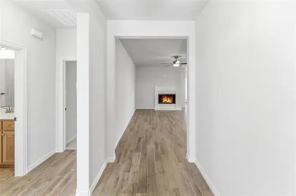 549 Waterford Park Boulevard, Weatherford, TX 76087