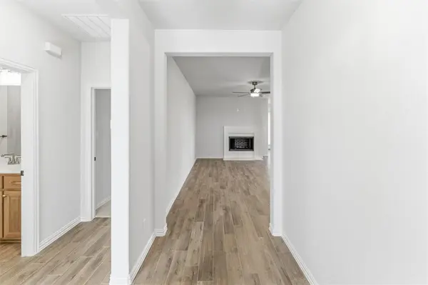 549 Waterford Park Boulevard, Weatherford, TX 76087