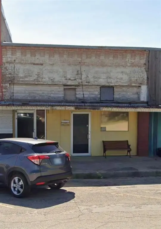103 & 105 S Main Street, West, TX 76691