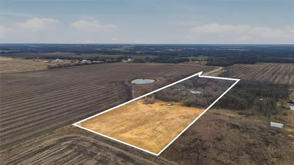 2421 Edwards Road, Van Alstyne, TX 75495