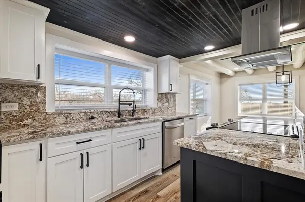 400 Timber Wild Drive, Weatherford, TX 76087