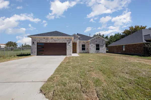 230 Flying Bridge Drive, Gun Barrel City, TX 75156