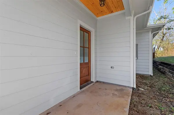 1309 S 5th Avenue #1309, Denison, TX 75021