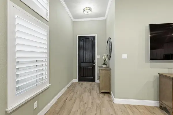 904 10th Street, Argyle, TX 76226