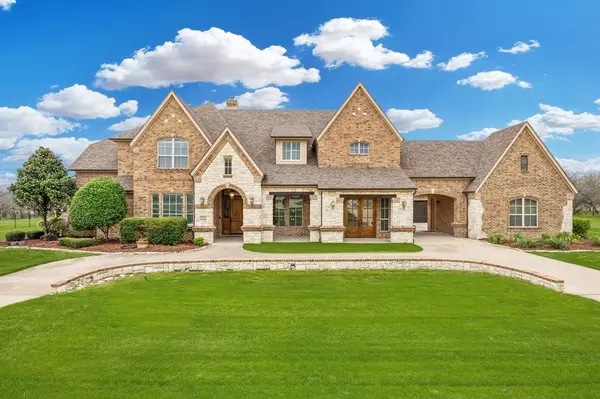 2215 Becky Lane,  Cedar Hill,  TX 75104