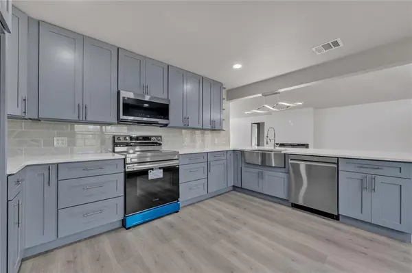 118 Old Authon Lane, Weatherford, TX 76088