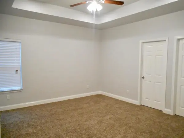 2811 Walnut Street, Greenville, TX 75401