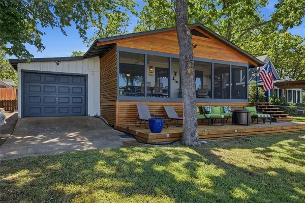 136 Harbor Drive, Gun Barrel City, TX 75156