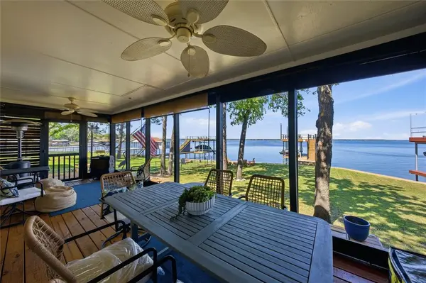 136 Harbor Drive, Gun Barrel City, TX 75156