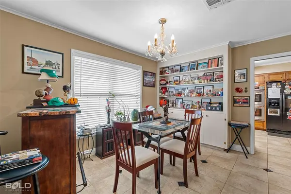 4445 Gilbert Drive, Shreveport, LA 71106