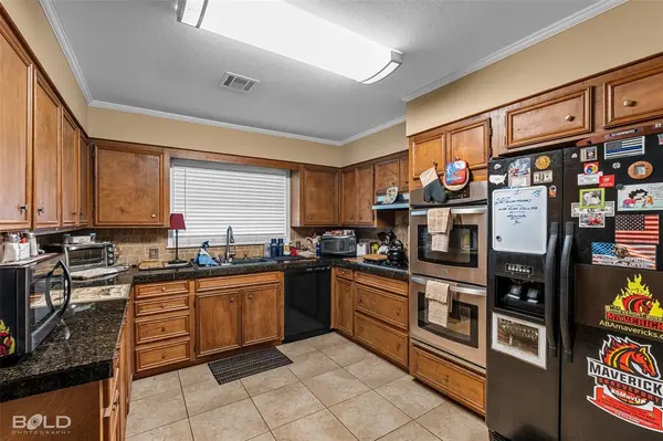 4445 Gilbert Drive, Shreveport, LA 71106