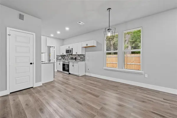 6147 Shawnee Drive, Mabank, TX 75156