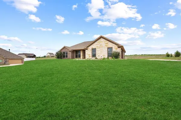 809 Schneider Road, Howe, TX 75459