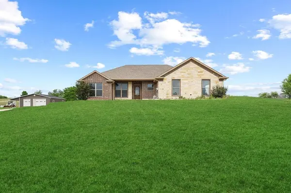 809 Schneider Road, Howe, TX 75459