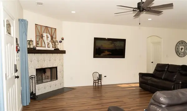 10609 County Road 913, Godley, TX 76044