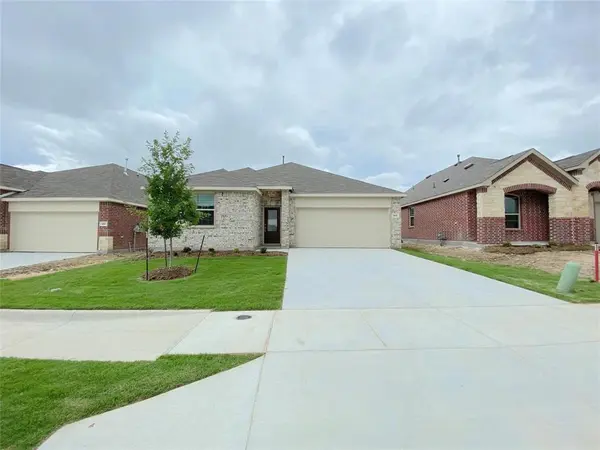 565 Pueblo Bonito Trail, Fort Worth, TX 76052