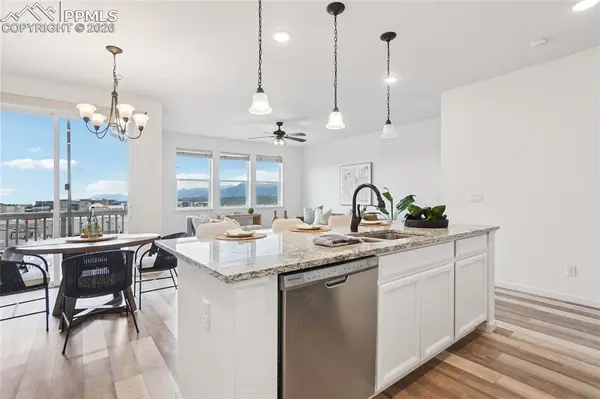 859 Marine Corps DR, Monument, CO 80132