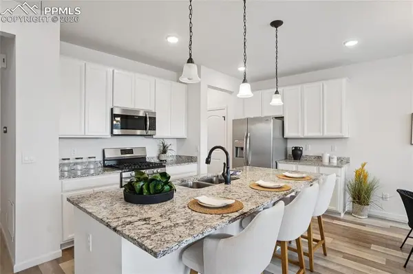 859 Marine Corps DR, Monument, CO 80132