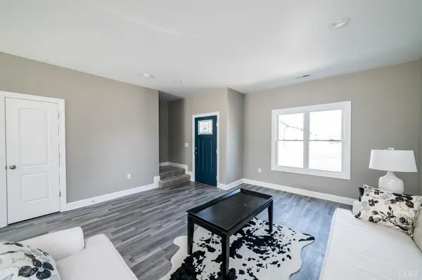 121 Melissa LN, Lynchburg, VA 24502