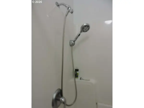 47 SW GARDENIA AVE, Warrenton, OR 97146