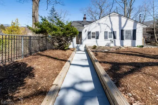 52 Broadway, West Milford Twp., NJ 07480