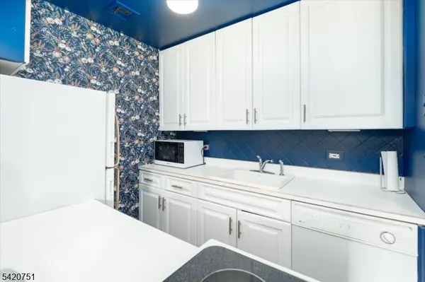 240 Main St Unit 105 #105, Little Falls Twp., NJ 07424