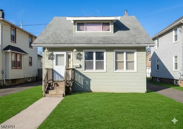 427 Robins St, Roselle Boro, NJ 07203